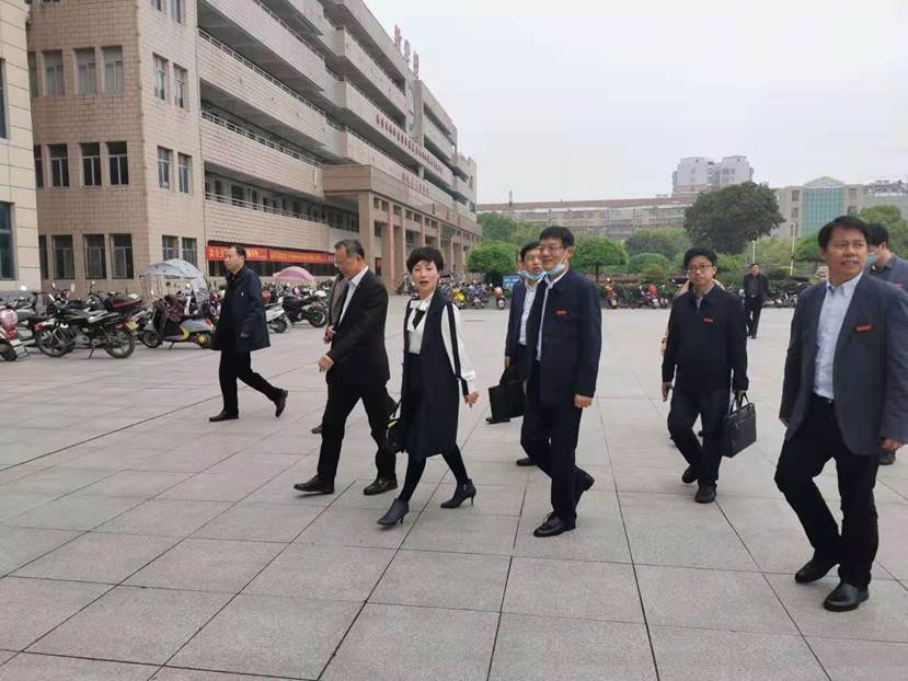 学校组队赴孝感地区开展招生宣传活动